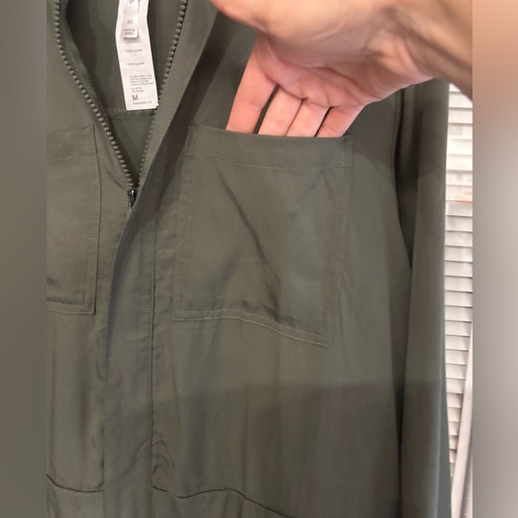 NEW Fabletics Dark Green Women's Pants Jumpsuit Olive M Fall Zip up Pantsuit - Picture 6 of 10